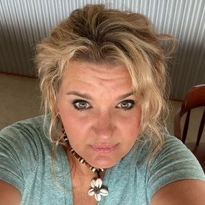 Meet your Posher, Jacquelyn